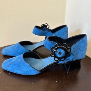 Fabrizioviti 37 1/2 blue suede heels Italian Italy 7 1/2 7.5 NEW RARE